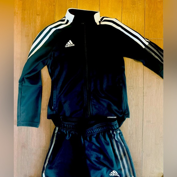 ADIDAS Kids aero ready track suit - Picture 2 of 7